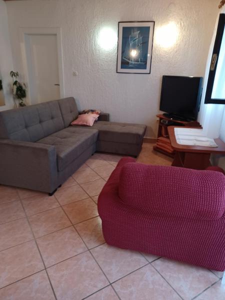 Guesthouse Murter 125, Rezervați Apartament Murter Murter Island
