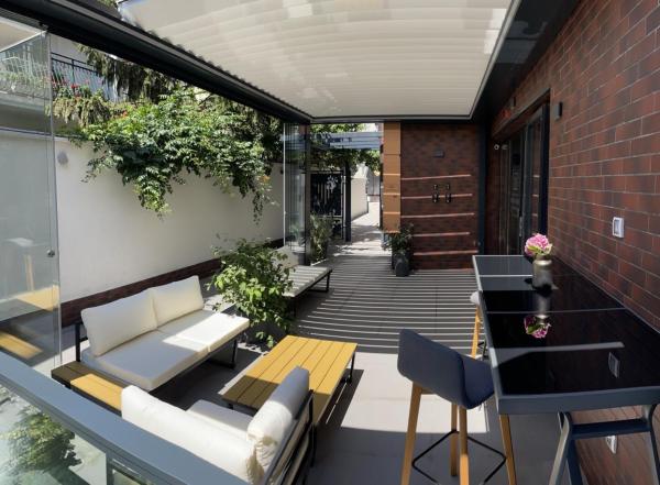 Caro Apartments & Rooms, Rezervați Apartament Hoteluri în Varna region cu parcare, Parcare