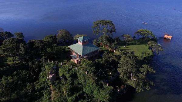 Avocado Bay Private Retreat, Rezervați Casă la țară Case de vacanță Eastern Uganda, Casetă