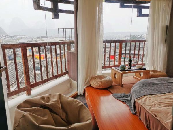 阳朔那些年客栈, Rezervați Hotel Hoteluri în Guangxi cu parcare, Parcare