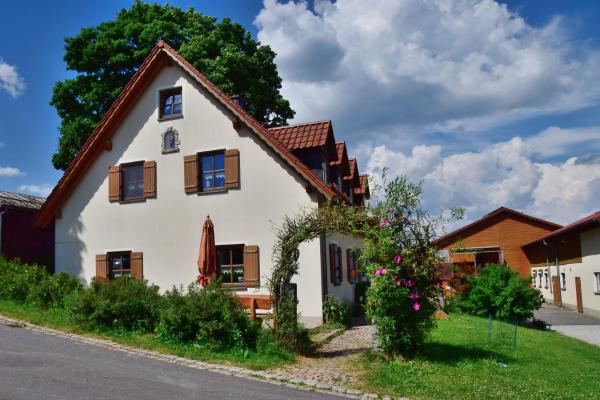 Ferienwohnung Burgerhof, Rezervați Apartament Hoteluri în Bavaria cu parcare, Parcare
