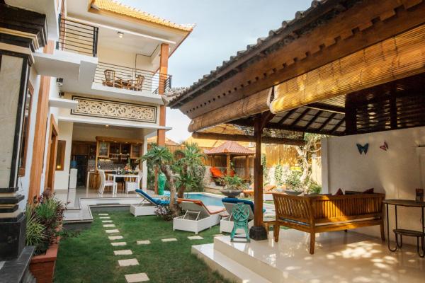 Tamarind Villa 100 mtrs from Sanur beach, Rezervați Vilă Hoteluri în Bali cu parcare, Parcare