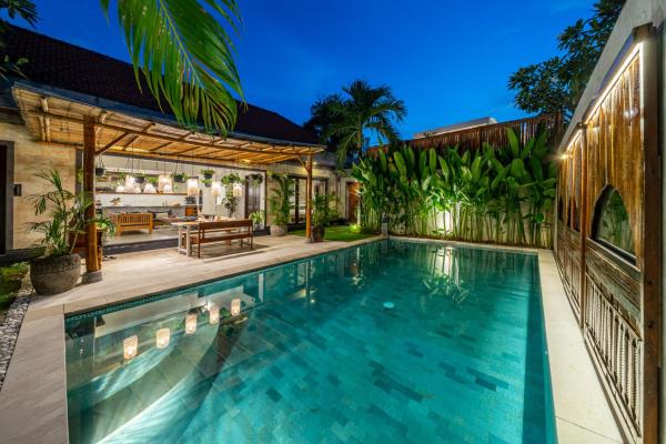 Villa Sarong 2 Chic 2BR Boho Villa Prime Central Location, Rezervați Vilă Hoteluri în Bali cu parcare, Parcare