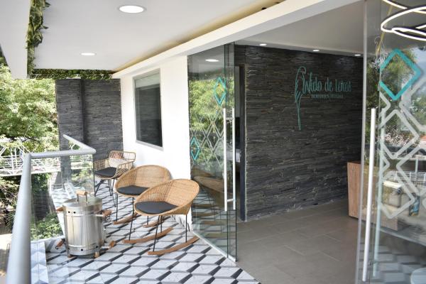 Hostel Boutique Nido de Loros, Rezervați Pensiune Medellín Antioquia