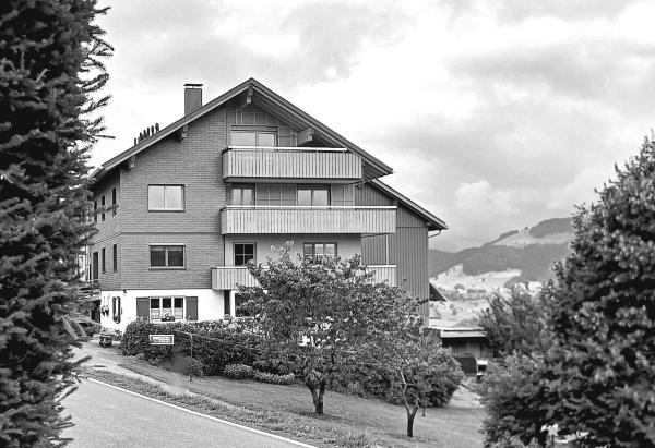 Haus Adlerhorst, Rezervați Hotel-apartament Kleinwalsertal 