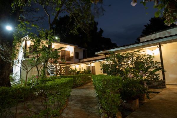Hotel Jardin De Las Marias, Rezervați Hotel Suchitoto Cuscatlan Department