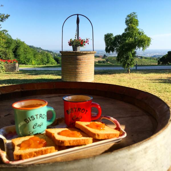 Podere Baratta agriturismo e cantina, Rezervați Sejur la fermă Collinello 