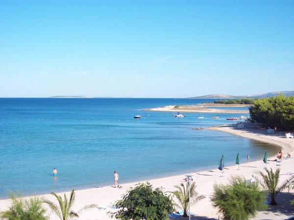 Dandy, Rezervați Apartament Hoteluri în Kvarner cu parcare, Parcare