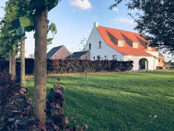 B&B Biesvenhof, Rezervați Bed and Breakfast Hoteluri în Anvers cu parcare, Parcare