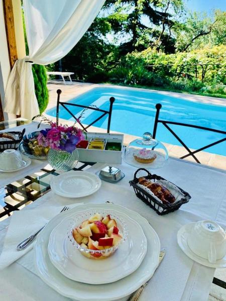 Relais Torre Dei Torti - Luxury Bed and Breakfast, Rezervați Bed and Breakfast Cava Manara Lombardia