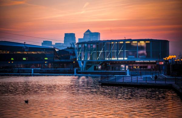 Austin David Apartments ExCeL, Rezervați Apartament Hoteluri în Londra Mare cu parcare, Parcare
