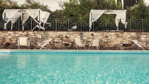 Villa Nuba, in campagna e a 5 minuti dal cuore del centro storico, elegante residenza con due sale da bagno, jacuzzi e ogni comfort, Rezervați Casă la țară Hoteluri cu SPA în Perugia, SPA