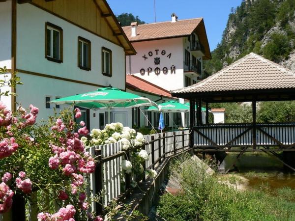 Семеен хотел Орфей, Rezervați Hotel Teshel 
