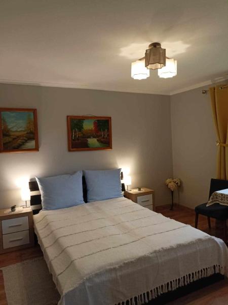 Mroczkówka, Rezervați Apartament Dębowiec Podkarpackie