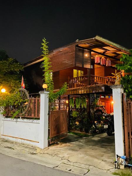 Banthai Guesthouse, Rezervați Pensiune Phetchaburi Petchaburi, lângă Ban Pun Palace
