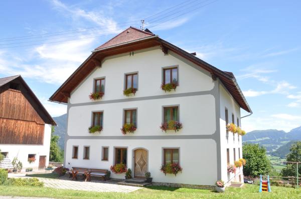 Ferienhof Berger, Rezervați Apartament Hoteluri în Austria Superioară cu parcare, Parcare