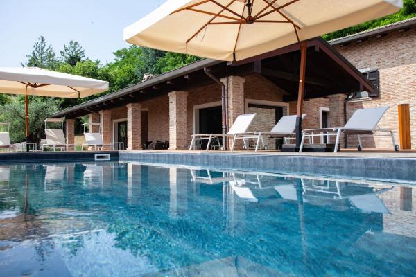 Resort Villa Paola, Rezervați Bed and Breakfast Hoteluri în Longiano cu piscină, Piscină