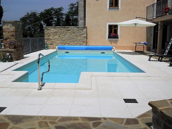 Villa Sutherland Piemonte with private pool, Rezervați Vilă Hoteluri în Piemont cu piscină, Piscină