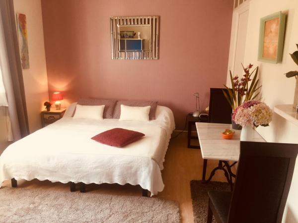 Studio des Rosaires, Rezervați Apartament Plerin Saint-Brieuc Bay