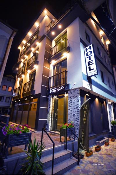 Comfort Hotel, Rezervați Hotel-apartament Hoteluri în Struga cu parcare, Parcare