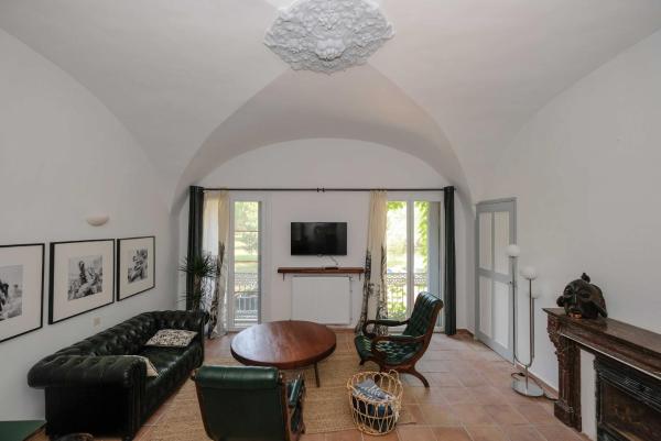 Villa des Antiquaires, Rezervați Apartament Hoteluri în Hérault cu parcare, Parcare