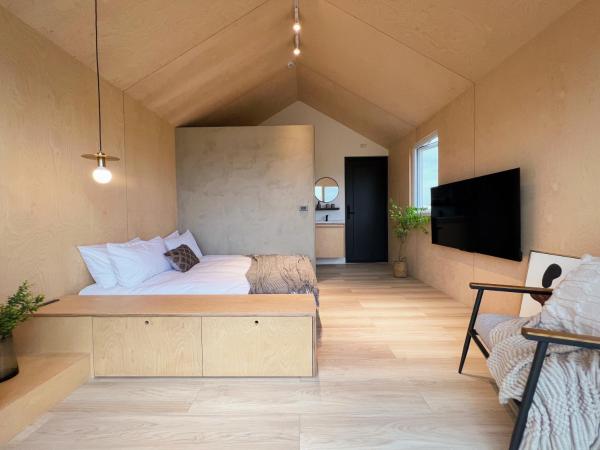 Sun Wild BnB, Rezervați Cabana Case de vacanță Sanxing, Casetă