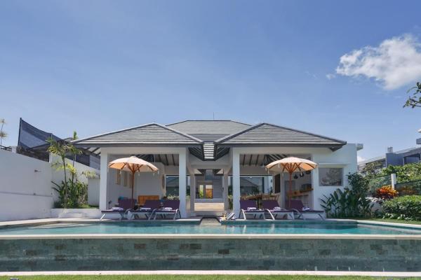 Villa Ananda - 6 Bedrooms Private Exclusive Villa near Pererenan