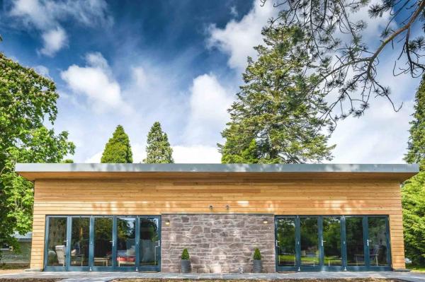 Garden Room Lodges, Rezervați Apartament Hoteluri în Scotland cu parcare, Parcare