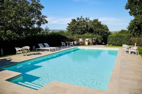 Villa Tuscan Prestige 25 ospiti Piscina Jacuzzi, Rezervați Vilă Hoteluri în La Croce cu piscină, Piscină
