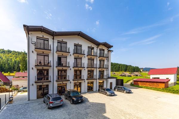 GARDA - Breakfast included in the price Restaurant Free Parking Mountain view Kitchen in the apartment separate entrance, Rezervați Apartament Bukovel 