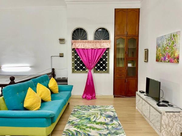 H Family Banglo Seremban #fit 20pax max #spacious carpark, Rezervați Casă de vacanță Seremban Negeri Sembilan