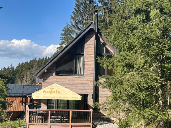 Chata pod žlabom, Rezervați Cabana Hoteluri în Žilinský kraj cu parcare, Parcare