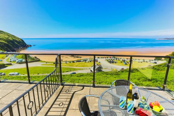 PUTSBOROUGH CLIFTON COURT 17 1 Bedroom, Rezervați Casă de vacanță Croyde Devon