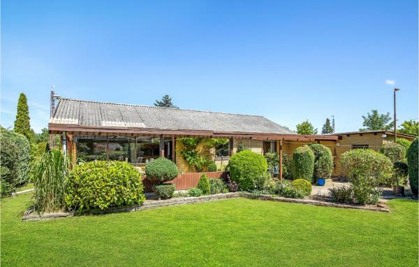 Gorgeous Home In Rønne With Kitchen, Rezervați Casă de vacanță Ronne Bornholm