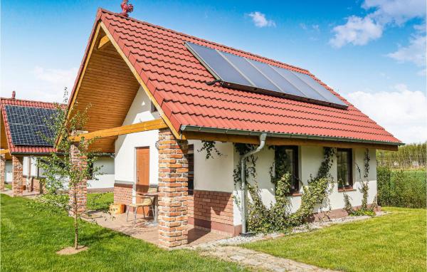 Awesome Home In Gubin With Sauna, Rezervați Casă de vacanță Gubin 
