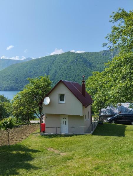 Apartman Stević, Rezervați Casă de vacanță Plužine Pluzine County