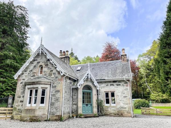 East Lodge, Rezervați Casă de vacanță Hoteluri în Scotland cu parcare, Parcare