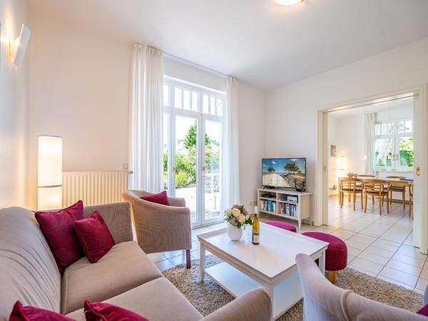 Ferienhaus Sonnenglanz, Rezervați Casă de vacanță Hoteluri în Usedom cu parcare, Parcare