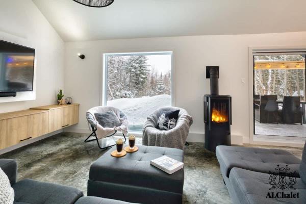 Cocotte d'hiver - Chalereux avec Foyer intérieur, Rezervați Cabana Petite-Rivière-Saint-François Le Massif