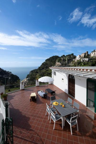 Casa Fiore, Rezervați Casă de vacanță Pontone Campania