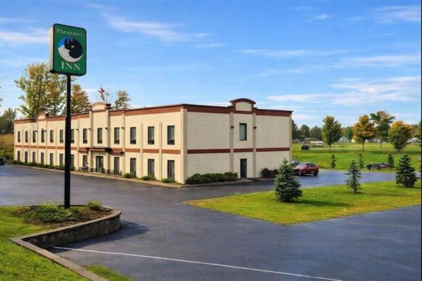 Pleasant Night Inn, Rezervați Hotel West Carthage New York State
