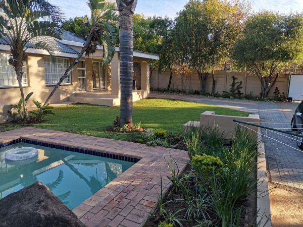 Rooikrans Guest House, Rezervați Pensiune Randburg Randburg