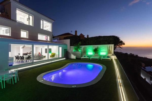 VIVIENDA VACACIONAL DE LUJO EN EL SAUZAL, Rezervați Vilă Hoteluri în Sauzal cu piscină, Piscină