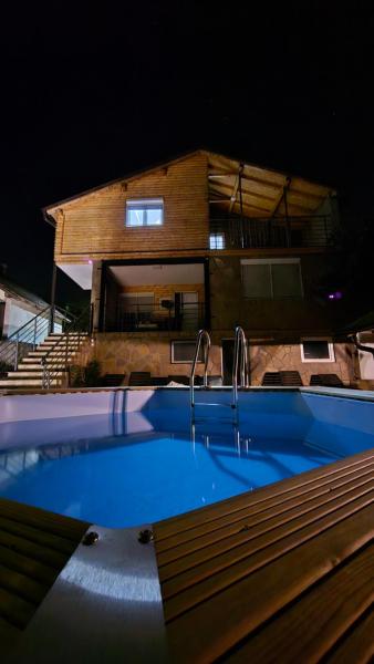 Vila Nemir Zavojsko jezero, Rezervați Apartament Hoteluri în Dŭbravka cu piscină, Piscină