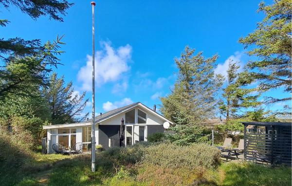 Nice Home In Thisted With Sauna, Rezervați Casă de vacanță Hoteluri în Vestjylland cu parcare, Parcare