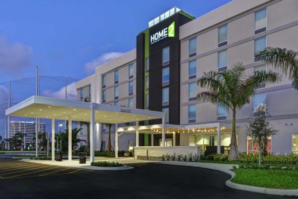 Home2 Suites By Hilton West Palm Beach Airport, Rezervați Hotel West Palm Beach Palm Beach County