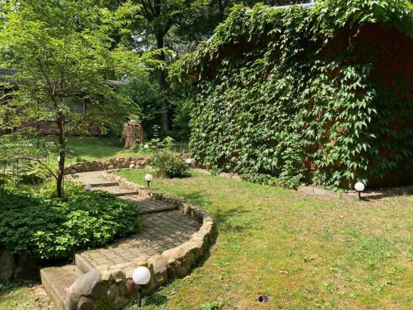 waldhaus lioba, Rezervați Casă de vacanță Hoteluri în Garz cu parcare, Parcare
