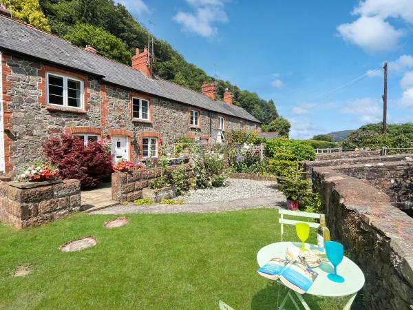 Magnolia Cottage, Rezervați Casă de vacanță Porlock Exmoor