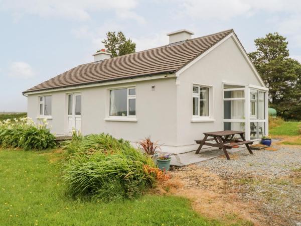 Roundstone Bay View, Rezervați Casă de vacanță Hoteluri în Connacht cu parcare, Parcare