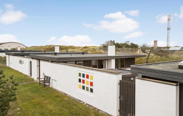 Three-Bedroom Holiday Home In Pandrup, Rezervați Casă de vacanță Hoteluri în Vestjylland cu parcare, Parcare